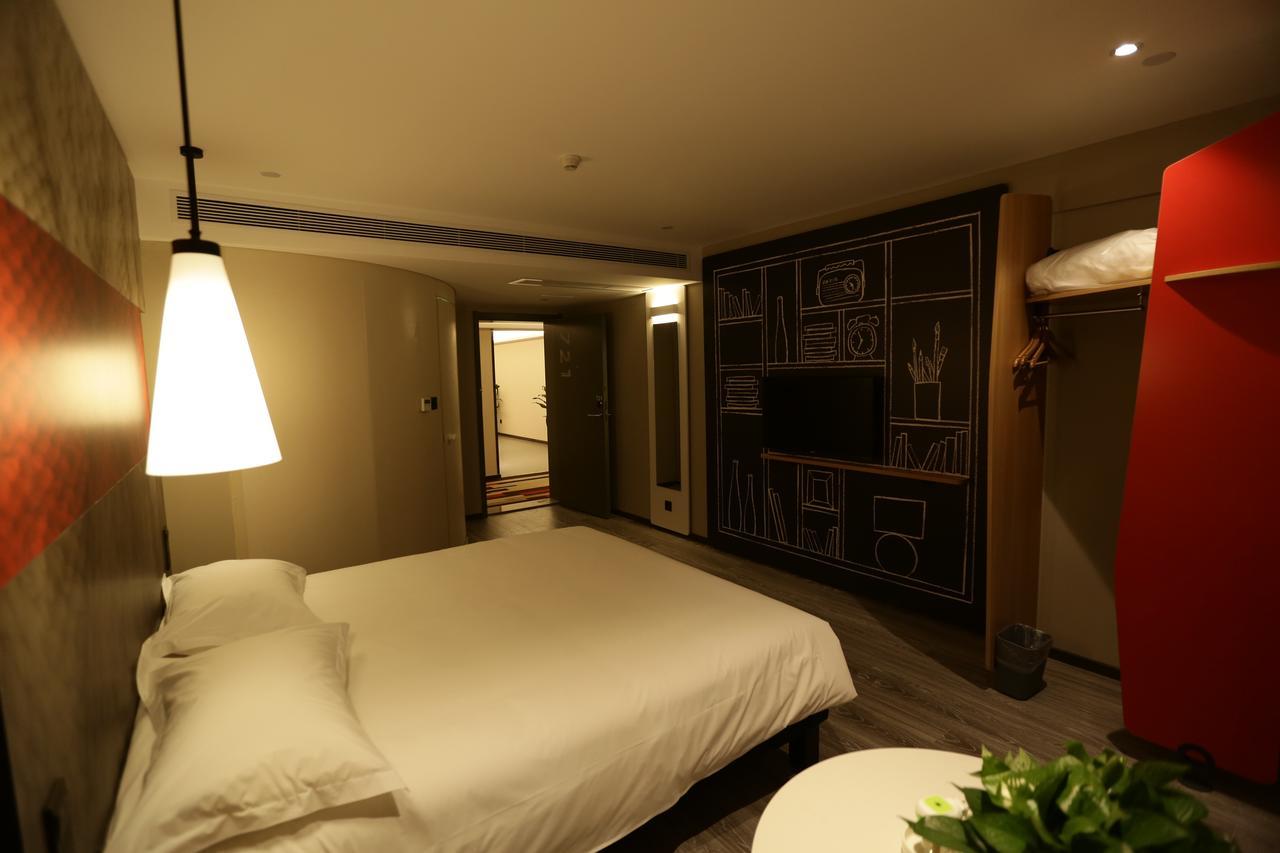 Ibis Chengdu West Jingcui Road Hotel Buitenkant foto
