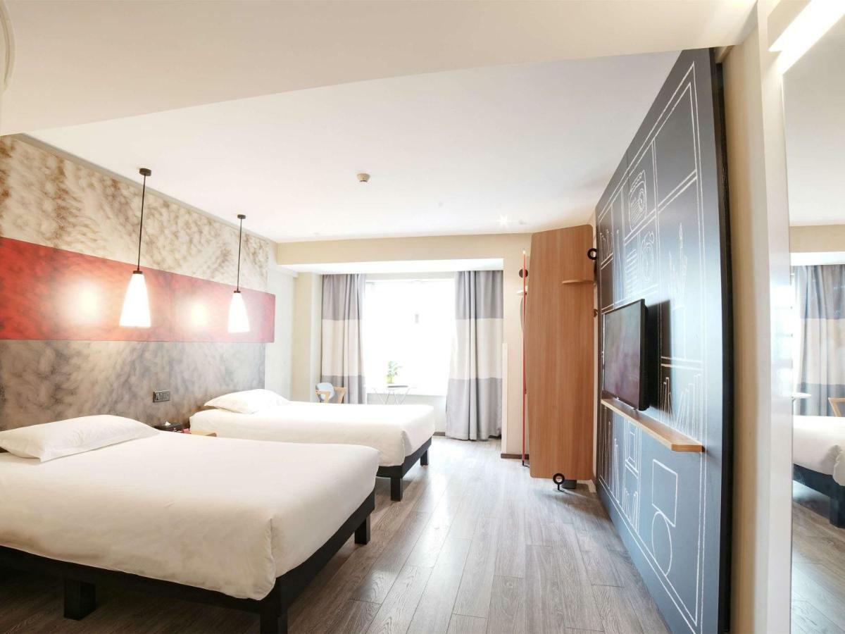 Ibis Chengdu West Jingcui Road Hotel Buitenkant foto